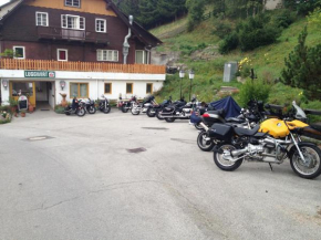 Гостиница Gasthaus Luggwirt  Гнезау